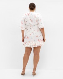 City Chic - Plus size Kandice Petal Print Mini Dress - ivory