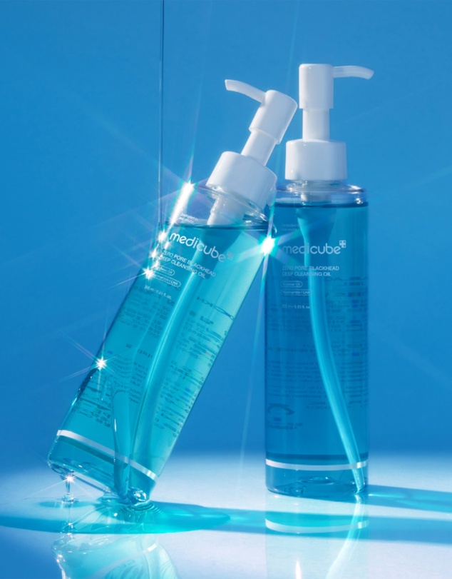 MEDICUBE - Zero Pore Blackhead Deep Cleansing Oil