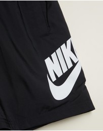 Nike - Club Woven Shorts - Teens
