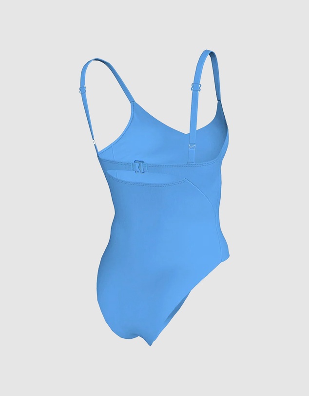 Nike - Essential V-Neck One-Piece Swimsuit