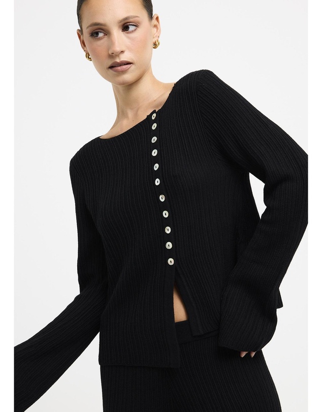 Subtitled - Ireland Off Shoulder Ribbed Long Sleeve Top