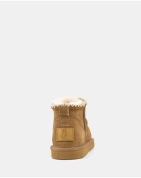 Hush Puppies - Fuzzy