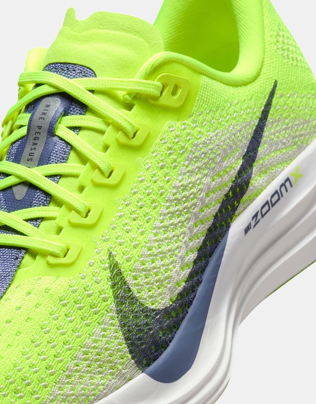 Nike - Pegasus Plus - Women's