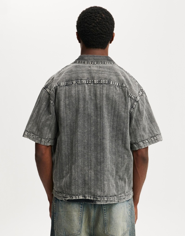 Cotton On - Washed Box Fit SS Shirt