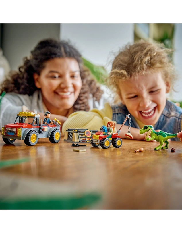 LEGO - 77978 Young T. rex Transport Truck