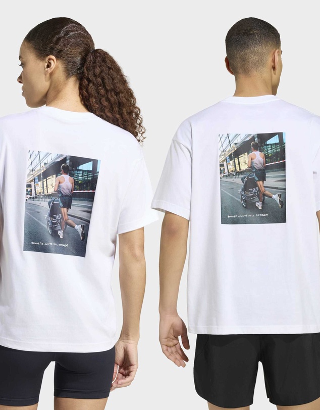 adidas Performance - RUNNERS WE ARE DIFFERENT GRAPHIC T-SHIRT Mens