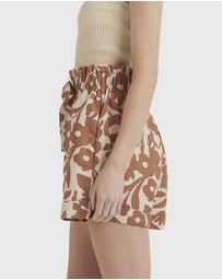 Zerafima - Poppy Tie Short