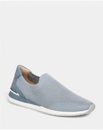Naturalizer - Lafayette Slip-On Sneaker