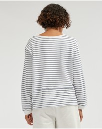 Amelius - Elaine Raw Hem Sweater