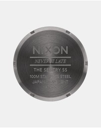Nixon - Sentry SS