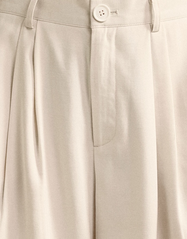MVN - Long Linen Shorts
