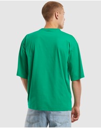Urban Classics - Tennis Core Tee - Froggreen