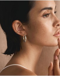 SAINT VALENTINE - Classic Hoops Medium - Silver