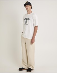 Arvust - College T-Shirt