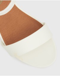 Zeroe - Wider Fit Rory Vegan Round Toe Sandals