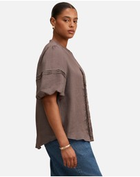 Forever New Curve - Mariella Curve Pin Tuck Blouse