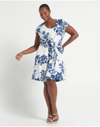 Estelle - Nevara Dress