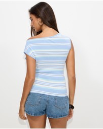 Dazie - Calista Stripe Asymmetrical Knit Top