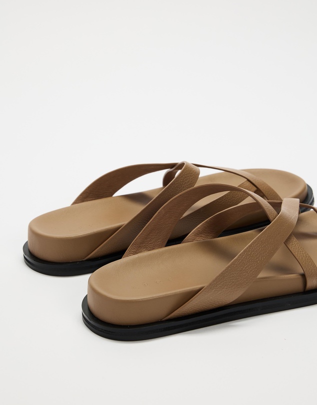AERE - Roxy Leather Crossover Footbed Sandals - Women's