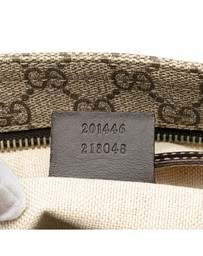 Pre-Loved by Azura Reborn - Pre-Loved gucci GG Supreme Messenger Bag