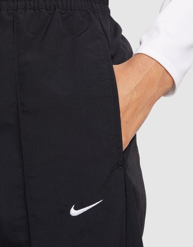 Nike - Sportswear Trend Woven Mid-Rise Pants