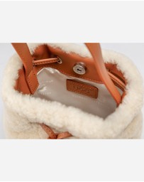 Ozwear Connection Uggs - Ugg Fluffy Bucket Bag
