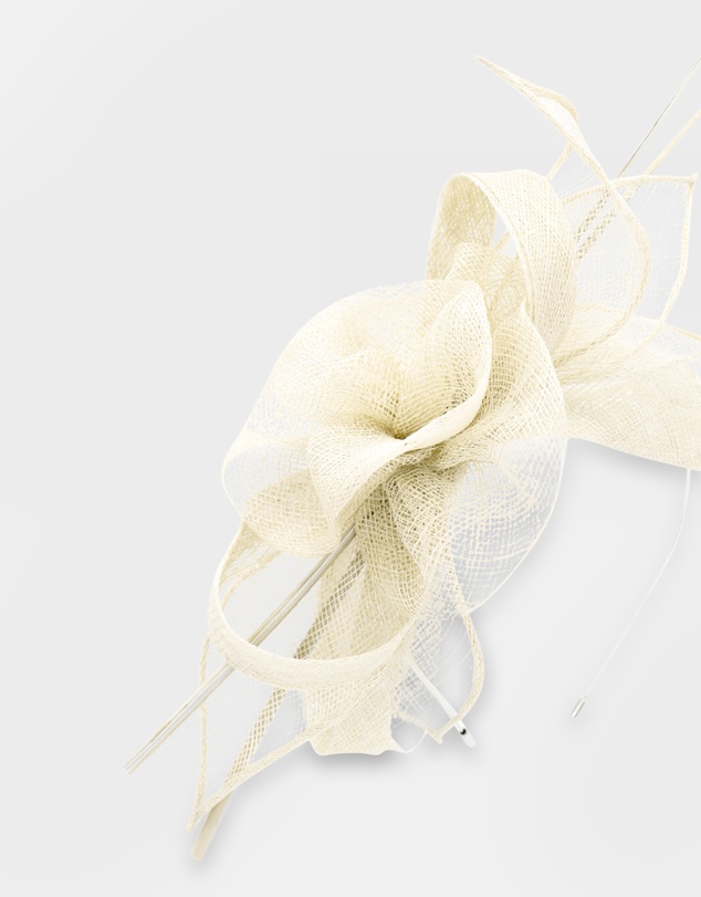 Morgan & Taylor - Judy Fascinator in Cream