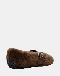 Steve Madden - Toasty Brown Flats