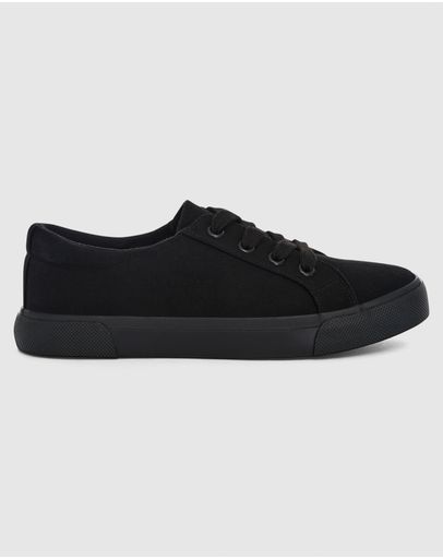 BLACK/BLACK