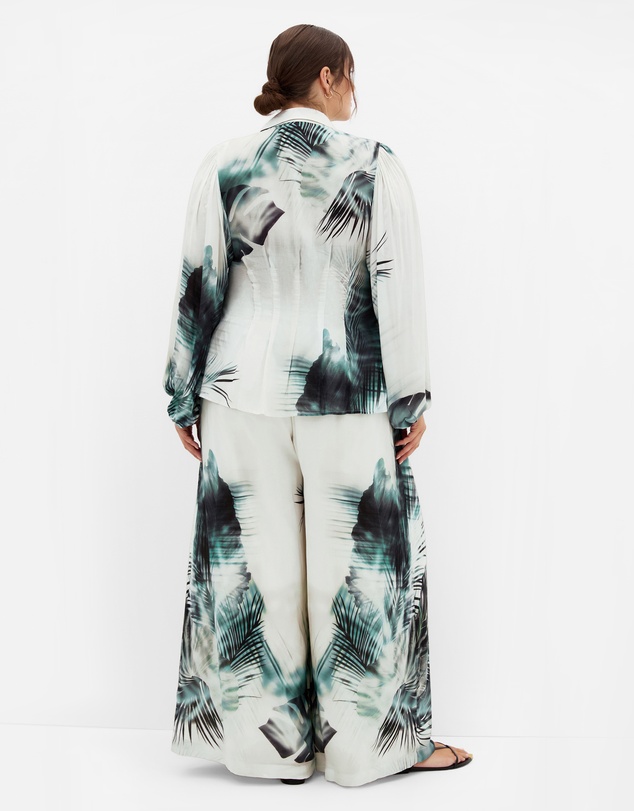 City Chic - Piper Palm Print Shirt