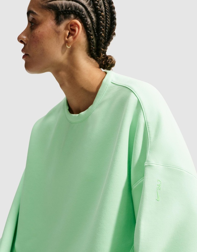 Nike - 24.7 ImpossiblySoft Dri-FIT Oversized Crew-Neck Top