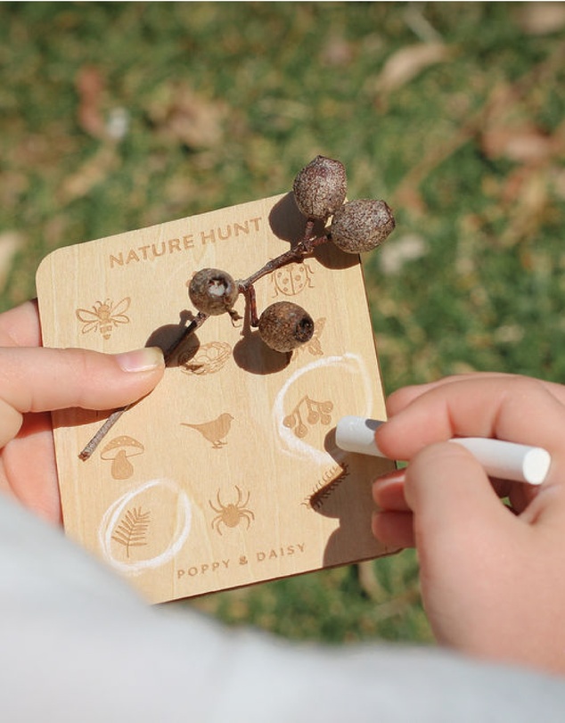 Poppy & Daisy - Earth Eco Activity Box