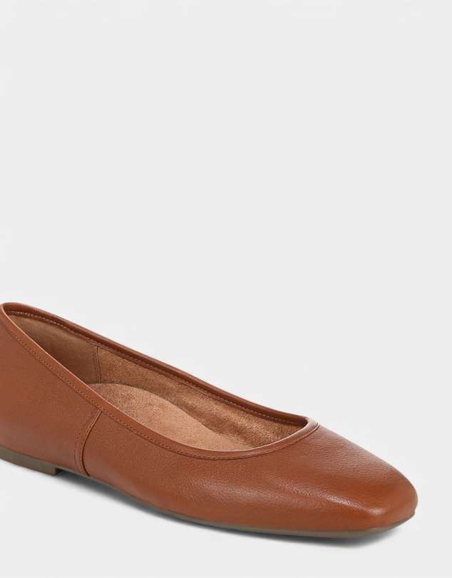 Vionic - Orinda Ballet Flat - Tan