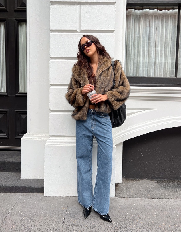 Beginning Boutique - Fran Eyelet Mid Wash Pocket Jeans