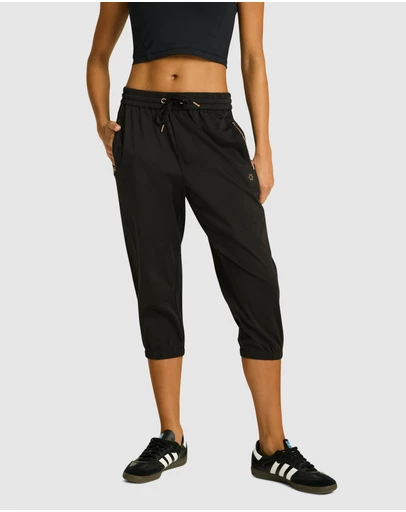 Rockwear - Woven 3/4 Jogger