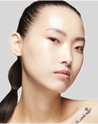 MAC - Strobe Dewy Skin Tint
