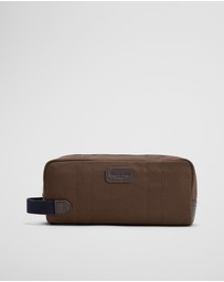 Country Road - Recycled Polyester Ezra Wash Bag