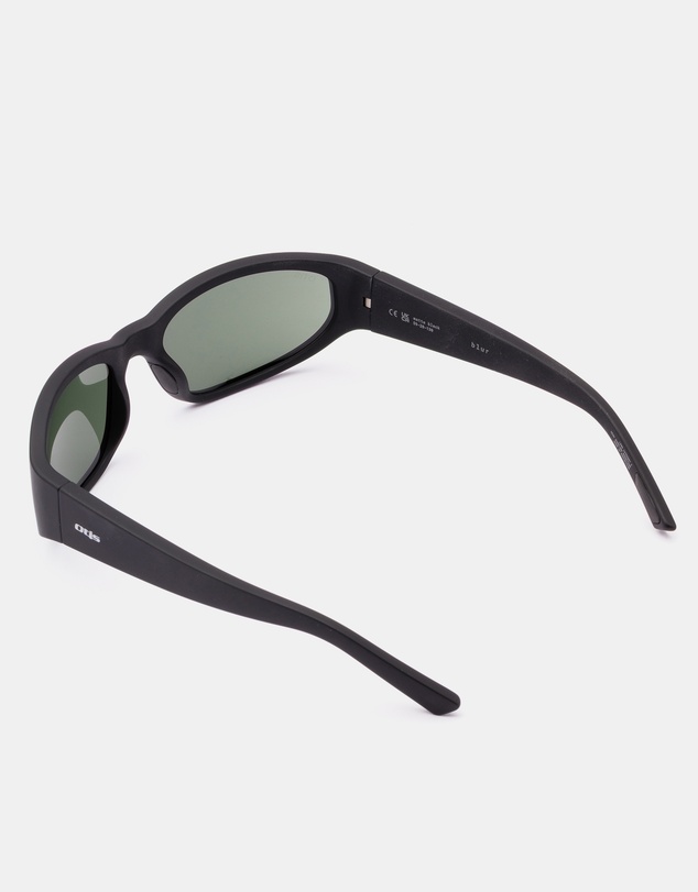 Otis - Blur - Polarised