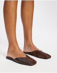 AERE - Suede Leather Spliced Slides
