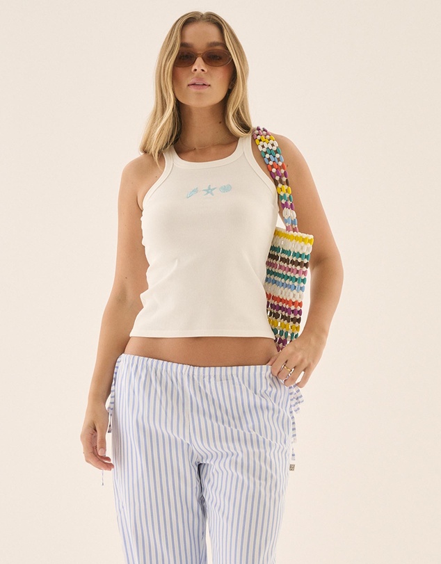Araminta James - AJ Shell Tank