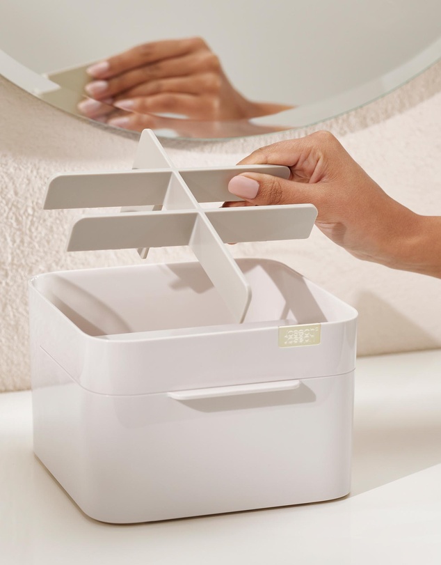 Joseph Joseph - Viva Cosmetic Organiser with Drawer