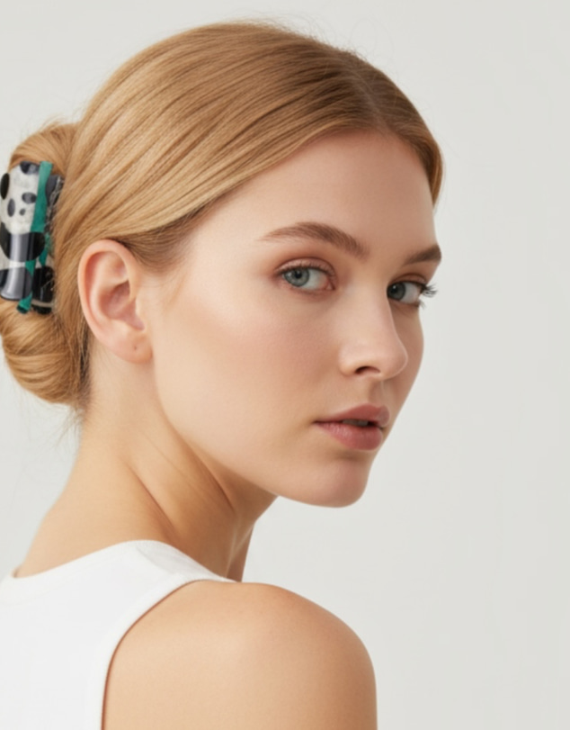 Mossée - Prada Bamboo Hair Claw