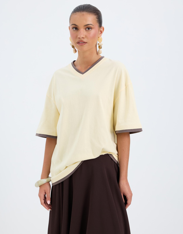 Calli - Kate Contrast V Neck Oversized Tee