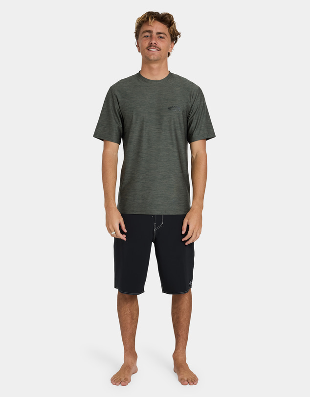 Billabong - Mens Shoreline Loose Fit Short Sleeve Rashguard