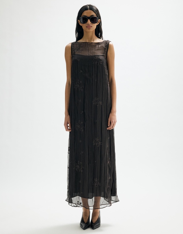 Minima Esenciales - Mila Embroidered Plisse Sheer Maxi Dress