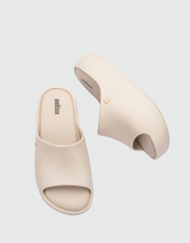 Melissa - Melissa Free Platform Slide