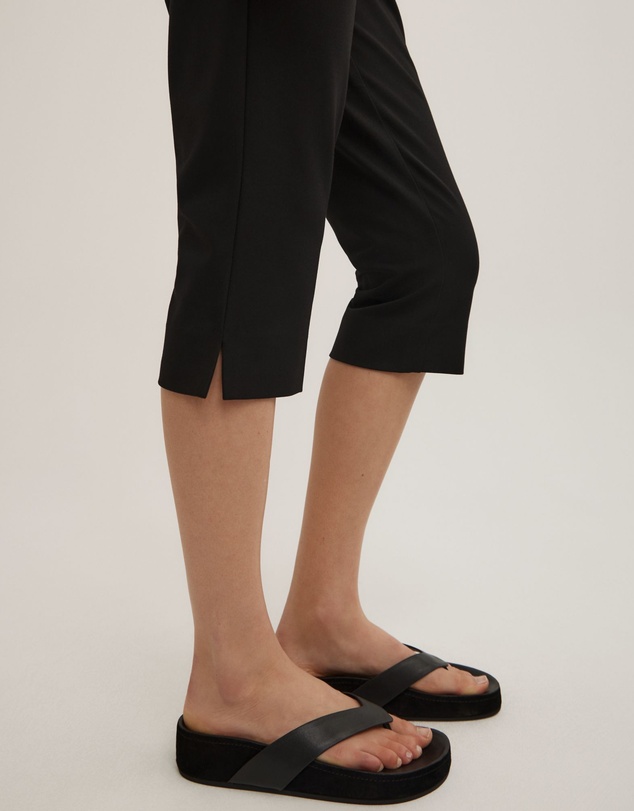 Witchery - Slim Leg Capri Pant