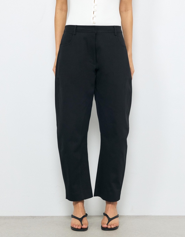 AERE - Matilda Casual Barrel Trousers
