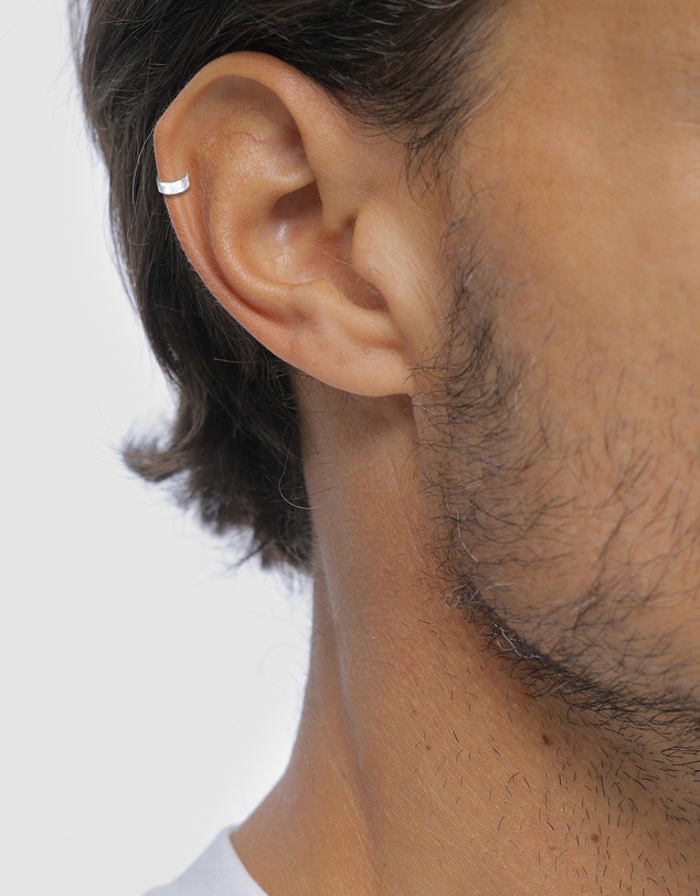 Kuzzoi - ICONIC EXCLUSIVE - Earrings Male Single Hammered 925 Sterling Silver