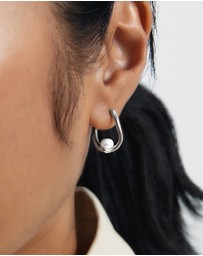 PDPAOLA - Pearl Aura Silver Hoops